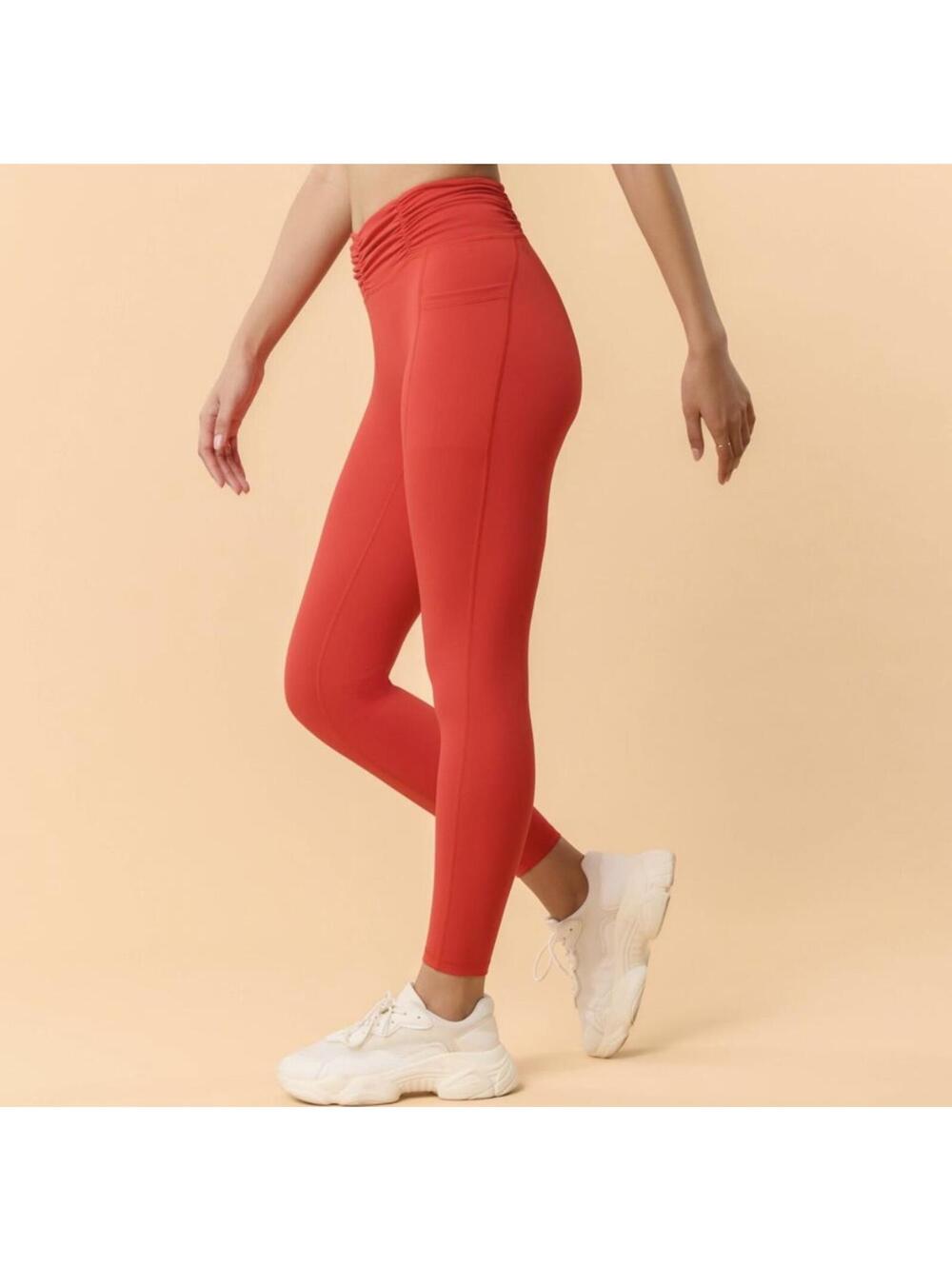 NWT Blogilates Ruched Waist Legging Small